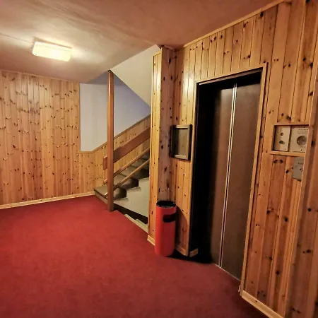 Out Finish Smart Tech Apartment *